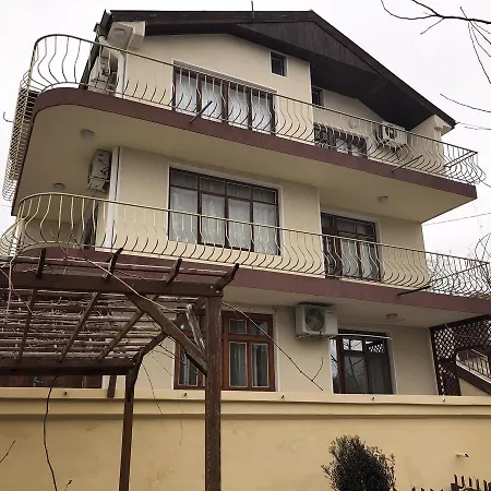 Nikolovi Warna