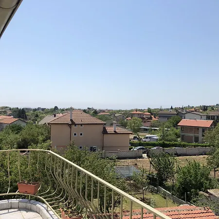 Nikolovi Pensión Varna